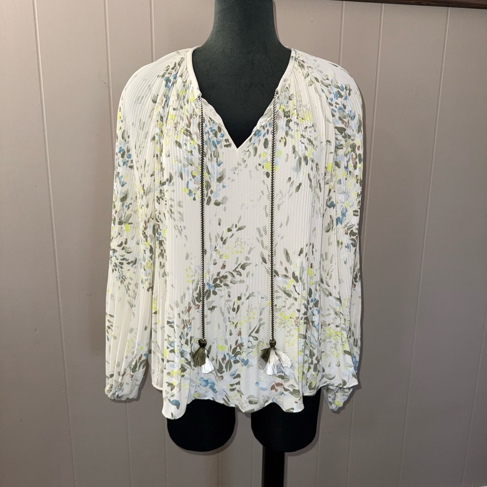 White House Black Market • Pleated Tie Neck Tassel Balloon Sleeve Blouse